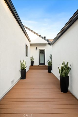 1511 Coolidge Ave, Pasadena, CA 91104