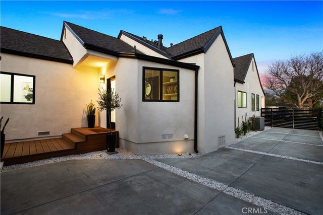 1511 Coolidge Ave, Pasadena, CA 91104