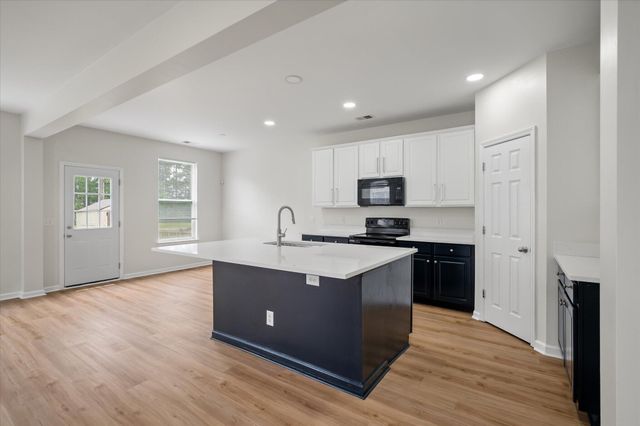 1712 Diving Duck Lane, Summerville, SC 29483