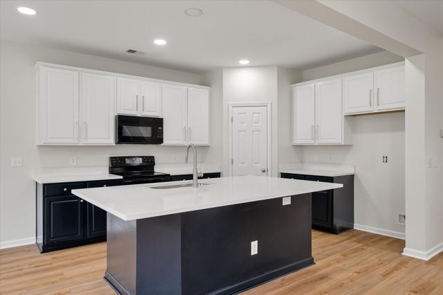 1712 Diving Duck Lane, Summerville, SC 29483