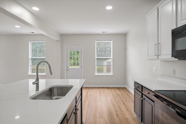 1712 Diving Duck Lane, Summerville, SC 29483