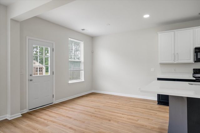 1712 Diving Duck Lane, Summerville, SC 29483