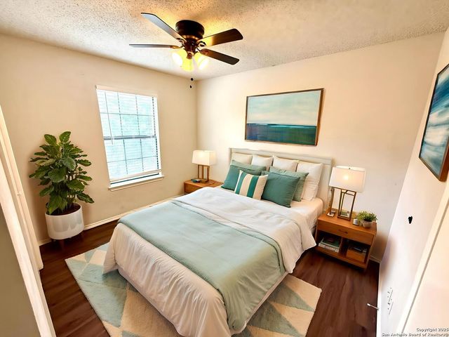 4545 Hoeneke St Apt 303, Kirby, TX 78219