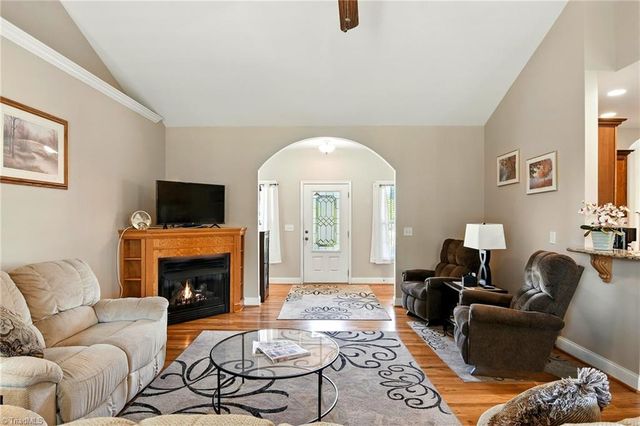 109 Marbrook Drive, Mocksville, NC 27028