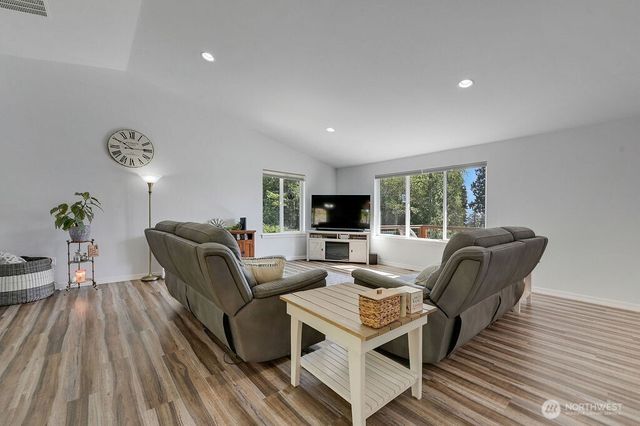 155 Baldwin Lane, Port Ludlow, WA 98365