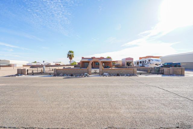 11651 Laguna St, Wellton, AZ 85356