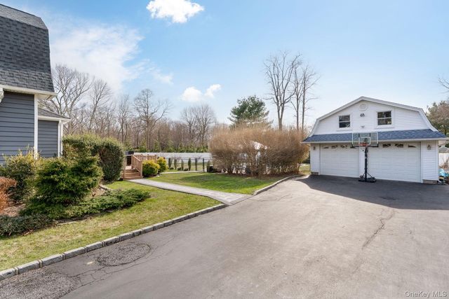 88 Astor Avenue, Saint James, NY 11780
