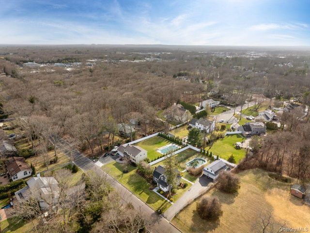 88 Astor Avenue, Saint James, NY 11780