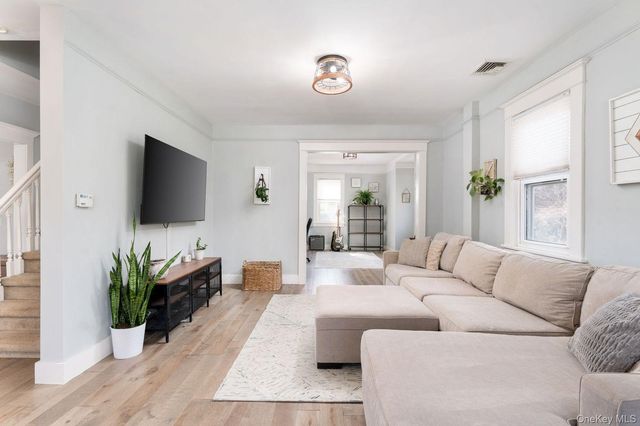 88 Astor Avenue, Saint James, NY 11780