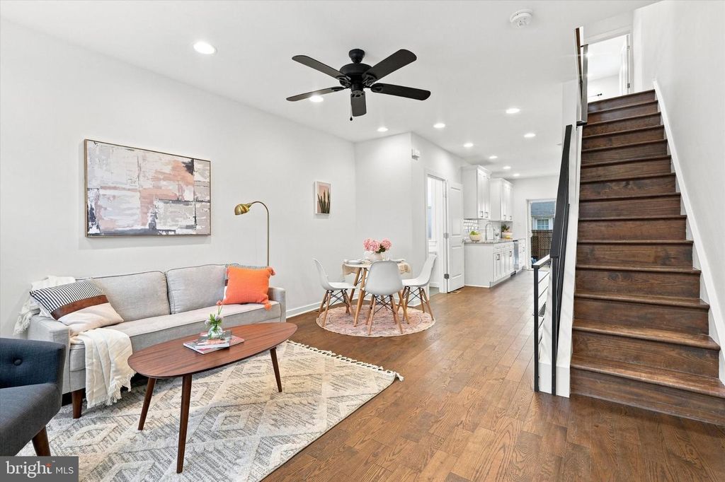 2649 S CAMAC ST, PHILADELPHIA, PA 19148 — photo 2