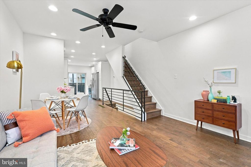 2649 S CAMAC ST, PHILADELPHIA, PA 19148 — photo 3