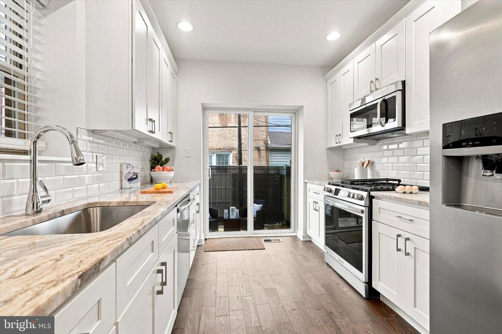 2649 S CAMAC ST, PHILADELPHIA, PA 19148 — photo 4