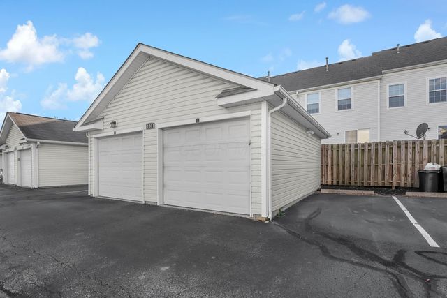 1010 Hartford Village Boulevard, Columbus, OH 43228