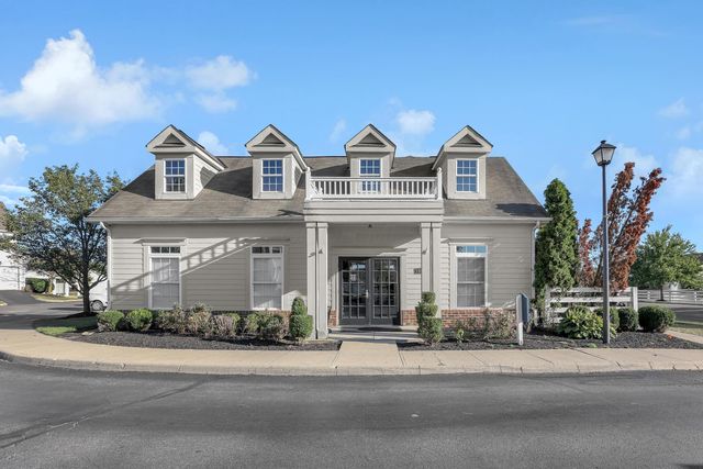 1010 Hartford Village Boulevard, Columbus, OH 43228