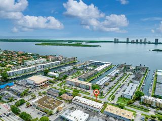 227 Castlewood Drive 203, North Palm Beach, FL 33408