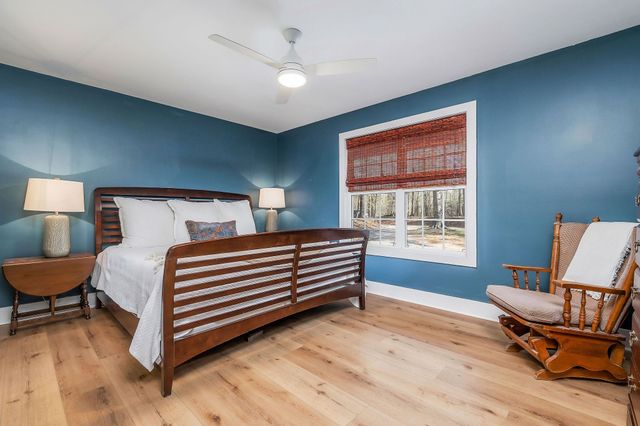 1219 Four Seasons Dr, Smithville, TN 37166