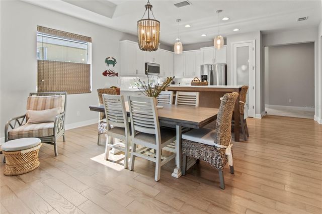 7523 CAMPUS COVE, Sarasota, FL 34243