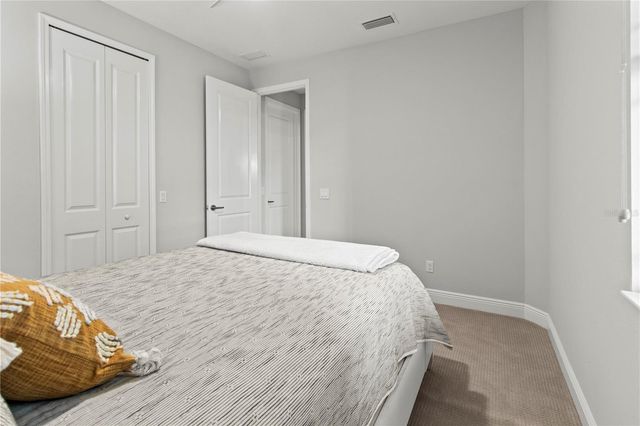 7523 CAMPUS COVE, Sarasota, FL 34243