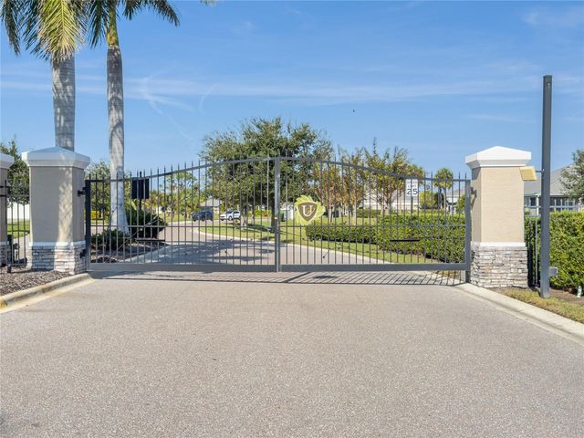 7523 CAMPUS COVE, Sarasota, FL 34243
