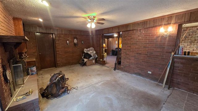 3129 Janet Lane, Harrah, OK 73045