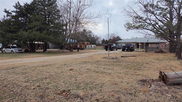 3129 Janet Lane, Harrah, OK 73045