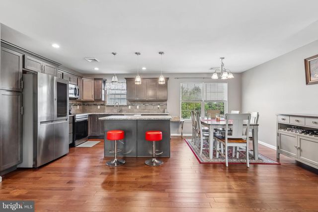3533 WASHINGTON ST, Bethlehem, PA 18020