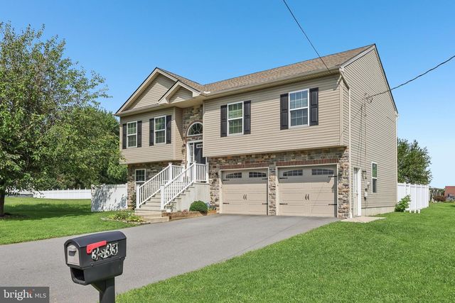 3533 WASHINGTON ST, Bethlehem, PA 18020