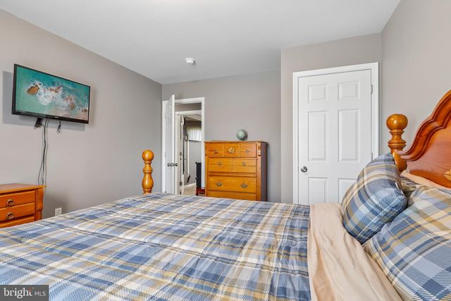 3533 WASHINGTON ST, Bethlehem, PA 18020