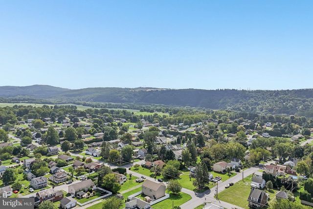 3533 WASHINGTON ST, Bethlehem, PA 18020