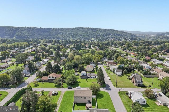 3533 WASHINGTON ST, Bethlehem, PA 18020