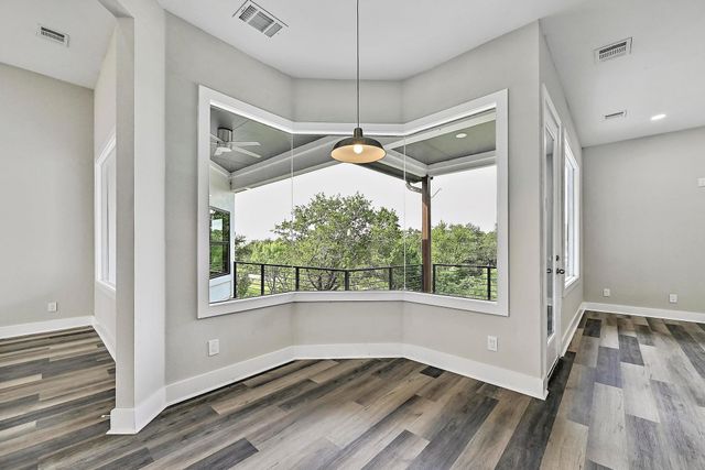 1404 FAULT LINE DR, Horseshoe Bay, TX 78657