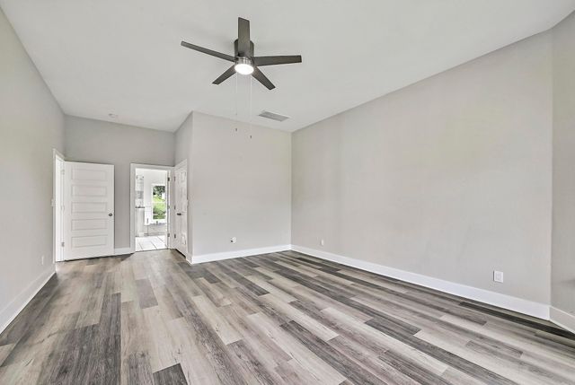 1404 FAULT LINE DR, Horseshoe Bay, TX 78657