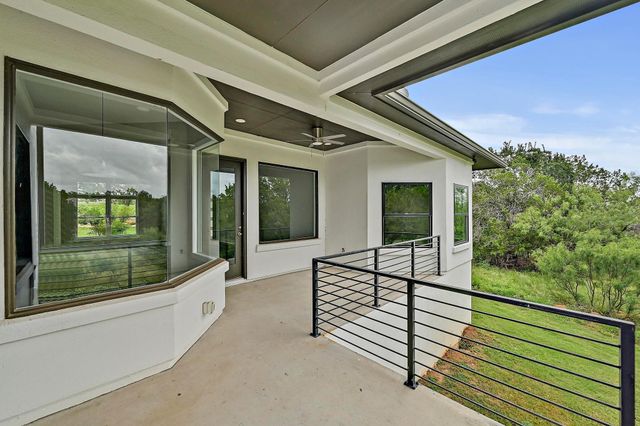 1404 FAULT LINE DR, Horseshoe Bay, TX 78657
