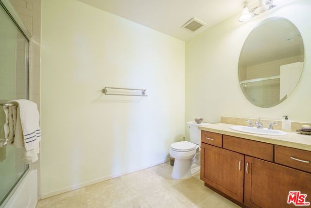 4568 W 1ST Street 308, Los Angeles, CA 90004