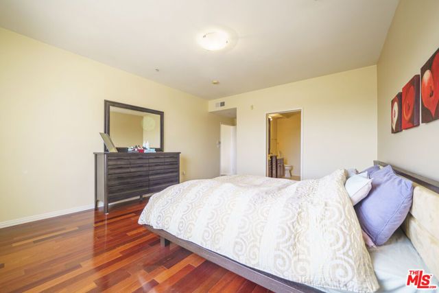 4568 W 1ST Street 308, Los Angeles, CA 90004