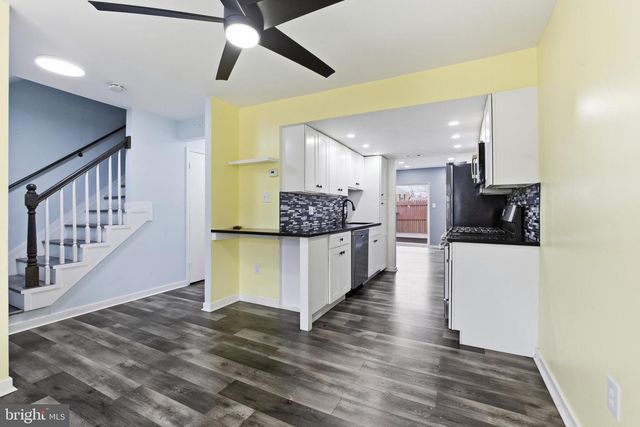 6433 LAMPLIGHTER RDG, Glen Burnie, MD 21061