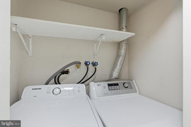 6433 LAMPLIGHTER RDG, Glen Burnie, MD 21061