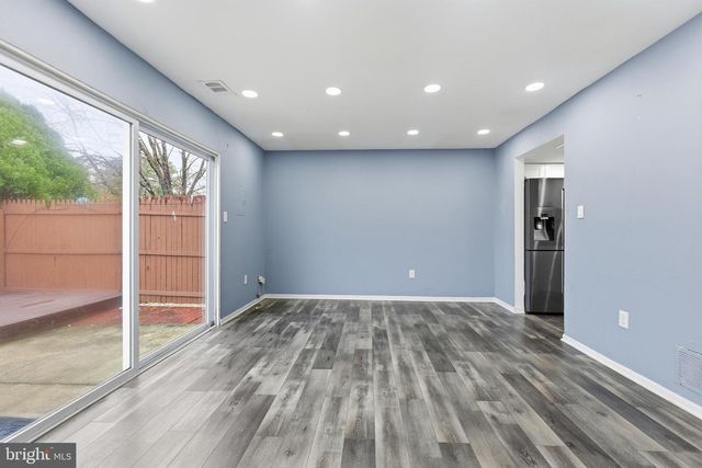 6433 LAMPLIGHTER RDG, Glen Burnie, MD 21061