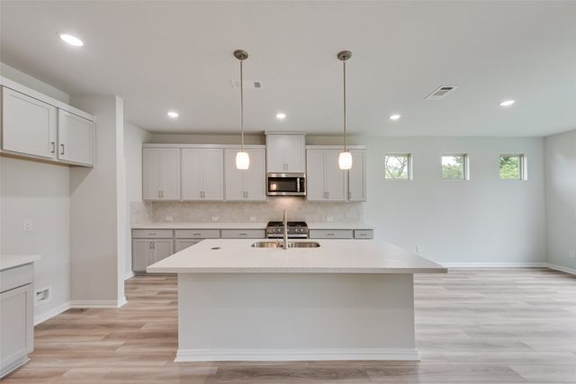 621 Marcus Lane, Crowley, TX 76036