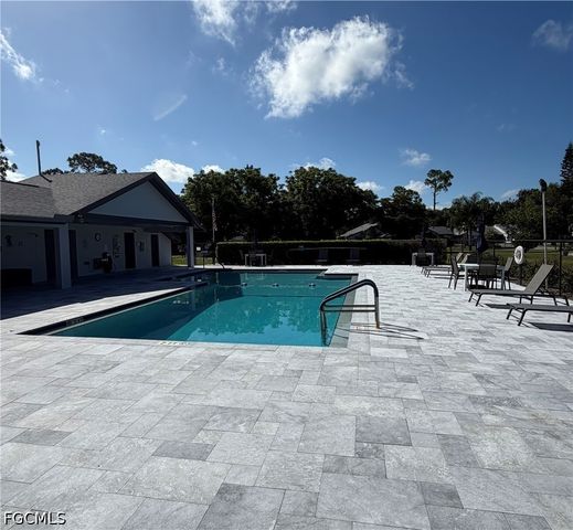 10625 Windsmont CT, Lehigh Acres, FL 33936