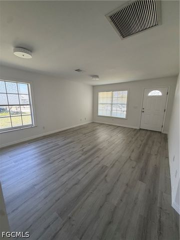 10625 Windsmont CT, Lehigh Acres, FL 33936