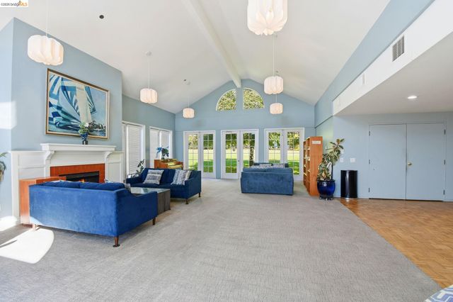 1300 Quarry Ct 209, Richmond, CA 94801