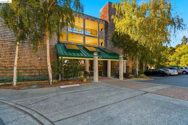 1300 Quarry Ct 209, Richmond, CA 94801