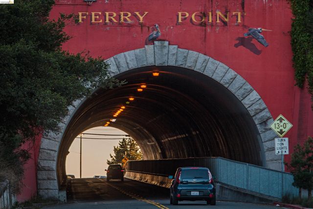 1300 Quarry Ct 209, Richmond, CA 94801