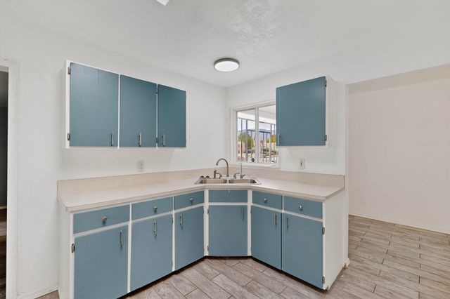 4001 Van Buren Street NE, Albuquerque, NM 87110