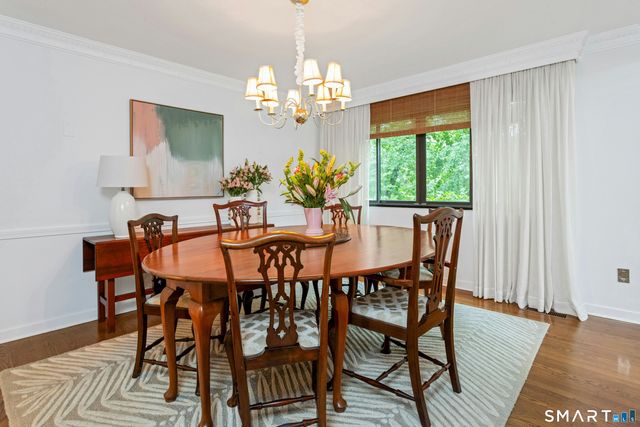 289 New Norwalk Road 23, New Canaan, CT 06840