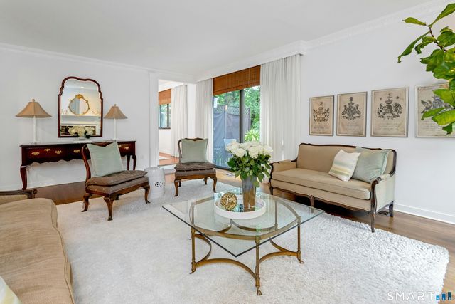 289 New Norwalk Road 23, New Canaan, CT 06840