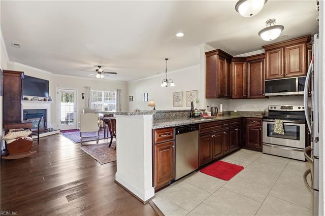 7547 Villa CT, Gloucester Point, VA 23062