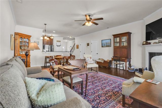 7547 Villa CT, Gloucester Point, VA 23062