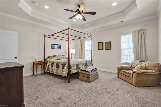 7547 Villa CT, Gloucester Point, VA 23062